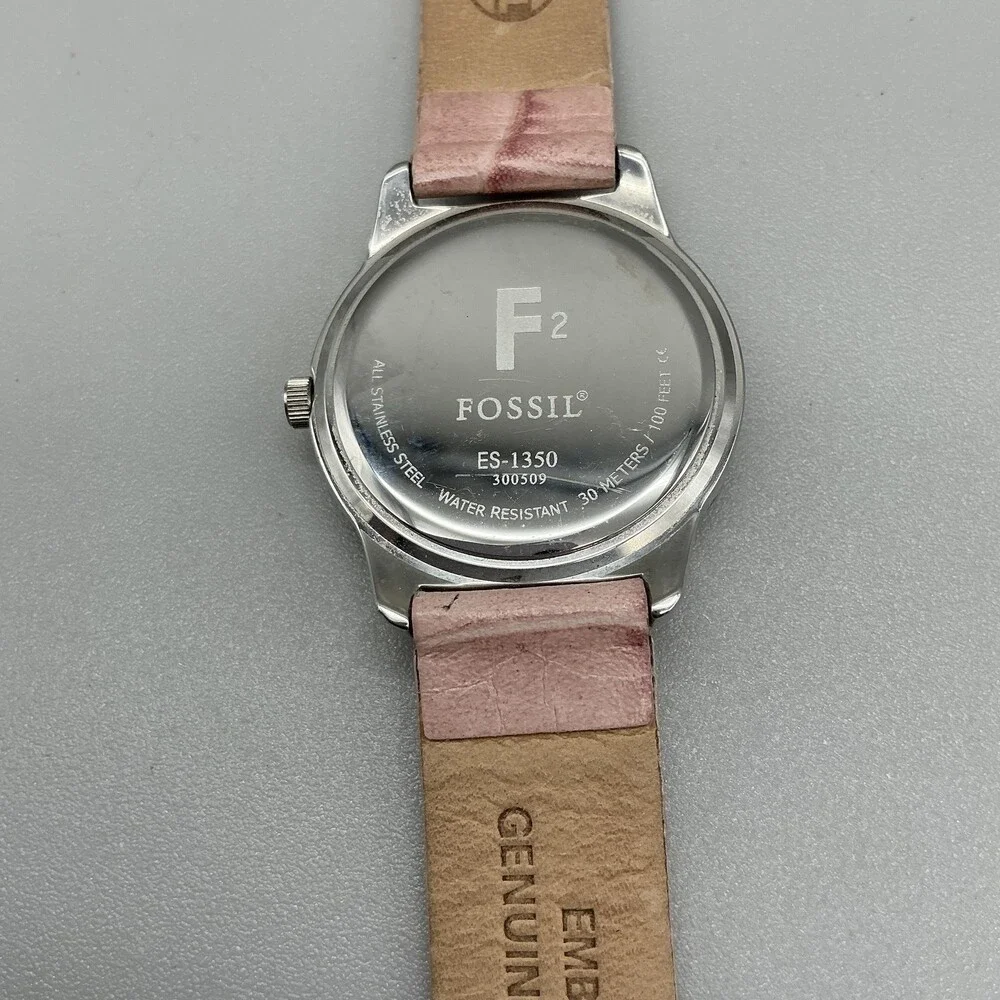 Fossil F2 ES-1350 Womens Watch 33mm Silver Heart Dial Pink Leather New Battery